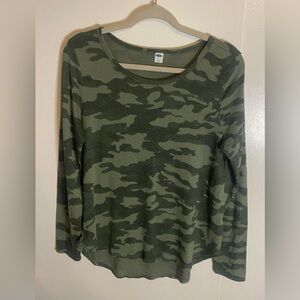 Women’sOLD NAVY Sweater Knit Camouflage Camo Green Round Neck
Stretch Soft Large